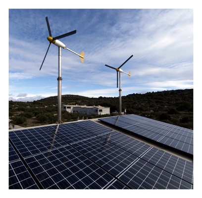Custom 3kw 5kw 10kw Wind Solar Off Grid Sistem Energi Angin dengan Baterai Lifepo4