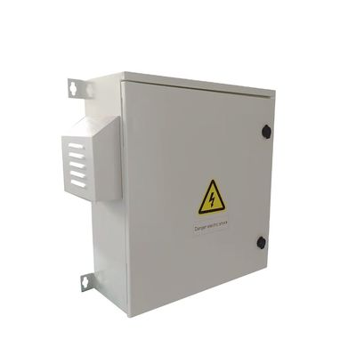 48VDC/220VAC Kabinet Telekomunikasi Luar Ruang Bintang Ups Baterai Cadangan CE IEC Bersertifikat